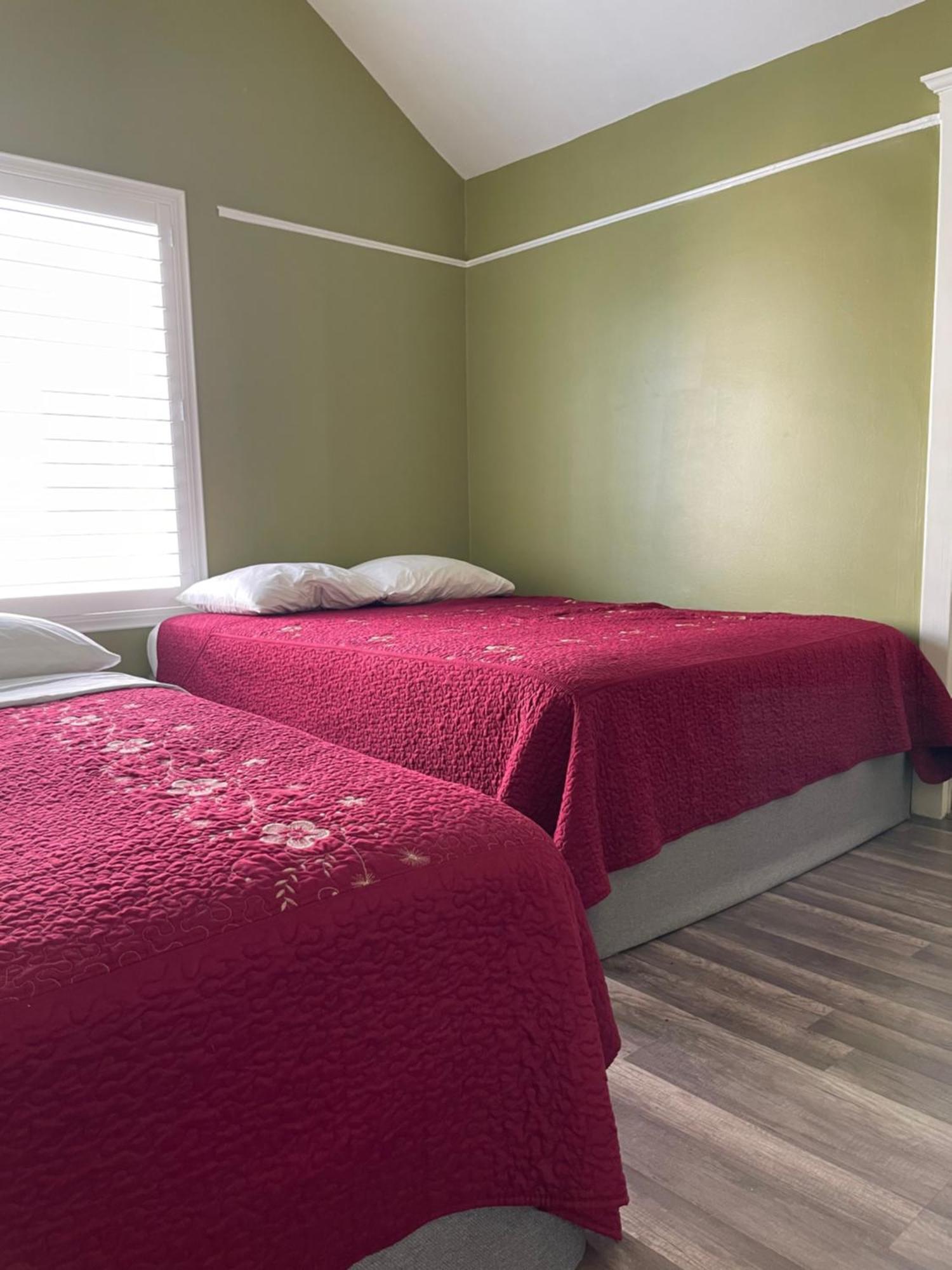 Private Large La Bedroom W Private Full Bathroom Or Half-bathroom - Tv - Ac - Wifi - Private Fridge Near Usc - Exposition Park - Usc Memorial Coliseum - Banc Of California Bmo Stadium - Downtown Angeles Dtla - Of Southern California Us Habitación en casa particular