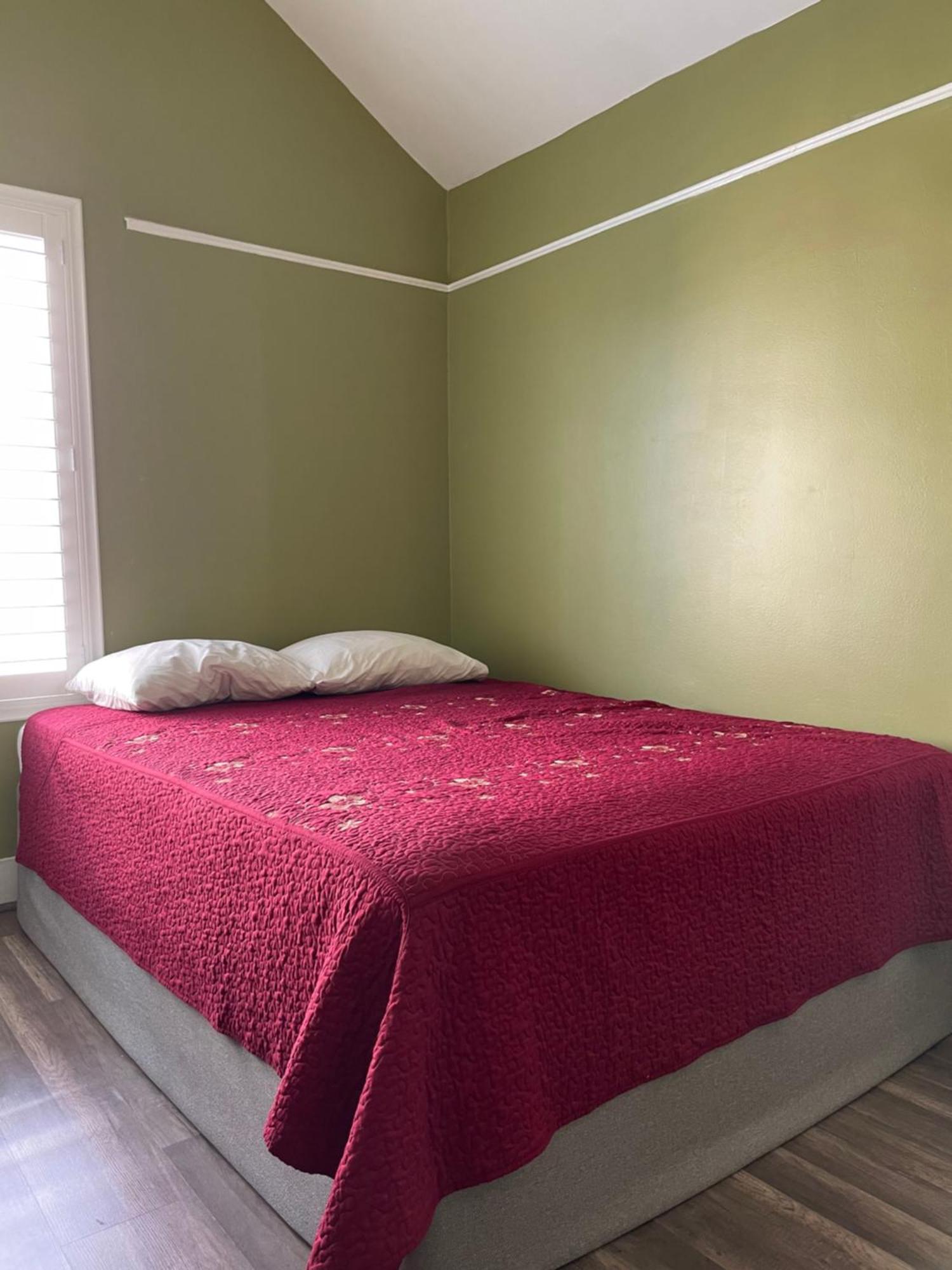 Private Large La Bedroom W Private Full Bathroom Or Half-bathroom - Tv - Ac - Wifi - Private Fridge Near Usc - Exposition Park - Usc Memorial Coliseum - Banc Of California Bmo Stadium - Downtown Angeles Dtla - Of Southern California Us Habitación en casa particular